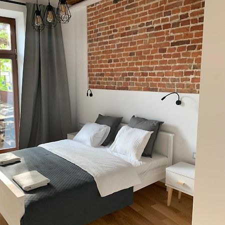 Nowe Apartamenty Zamkowa Vis A Vis Wawelu Cracovia Exterior foto