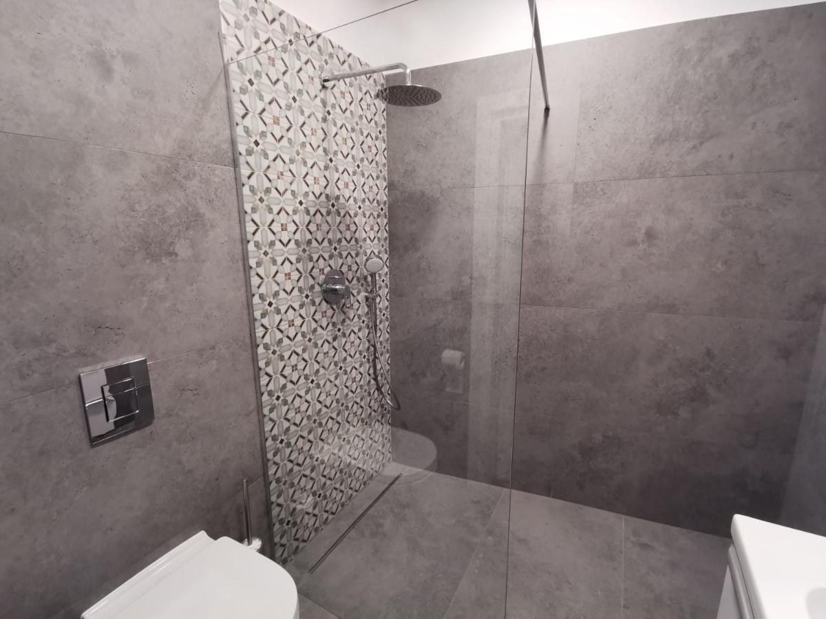 Nowe Apartamenty Zamkowa Vis A Vis Wawelu Cracovia Exterior foto